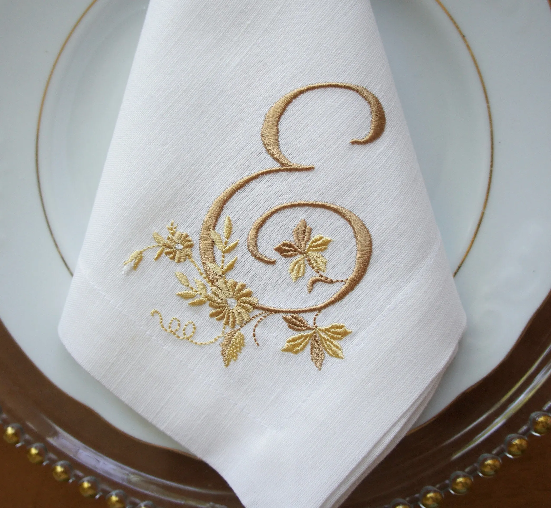 #038 | Floral monogram | Personalized | Linen napkins