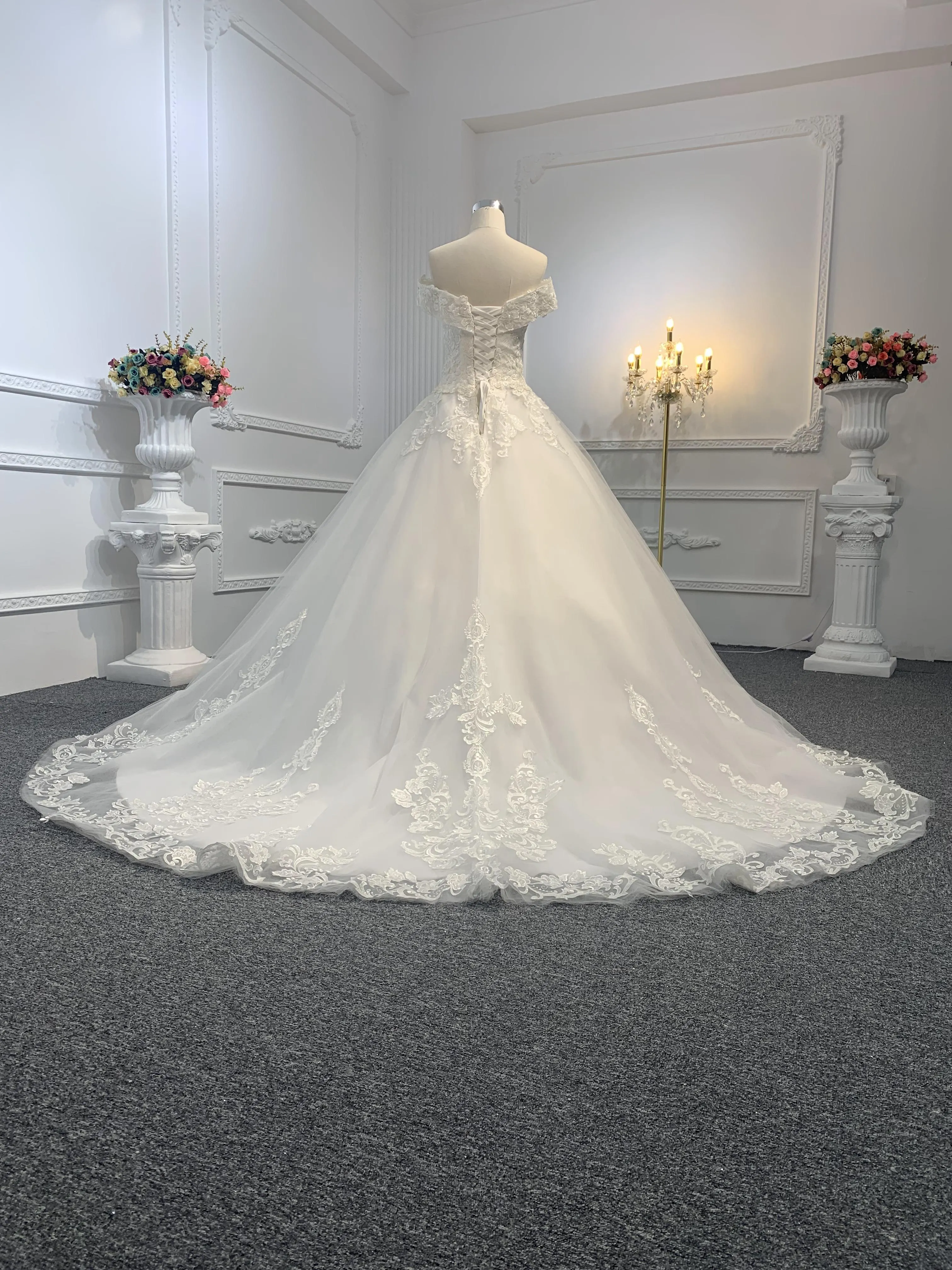 29736-BYG simple off-white embroidery A-line dress
