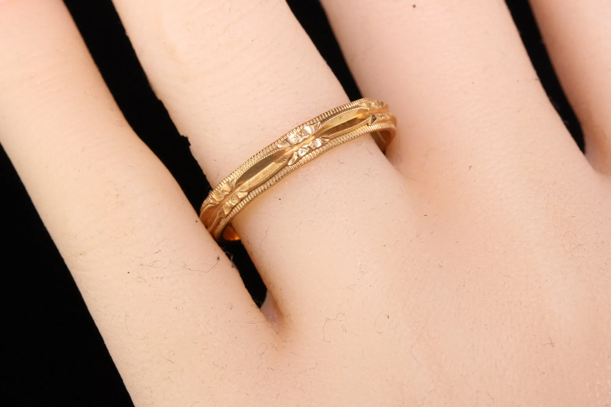 Antique Art Deco 14K Yellow Gold Engraved Wedding Band - Size 10 3/4