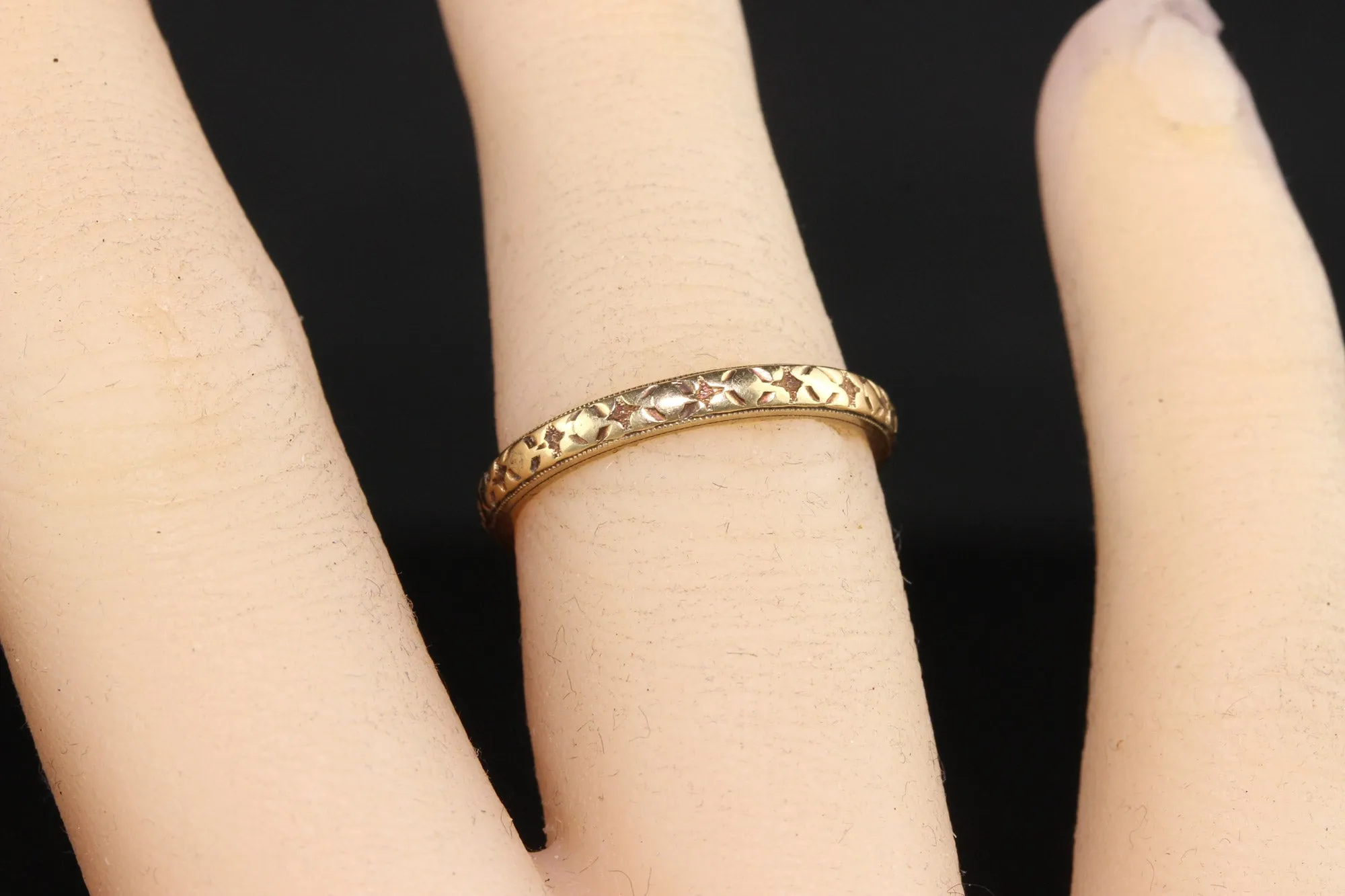 Antique Art Deco 14K Yellow Gold Engraved Wedding Band - Size 6