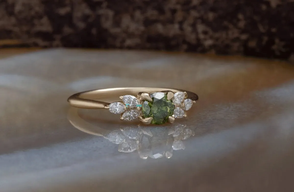Art deco Engagement Ring with marquise