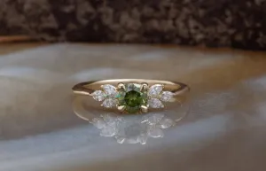Art deco Engagement Ring with marquise