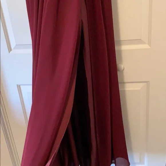 Azazie Iman Cabernet Gown Size 8