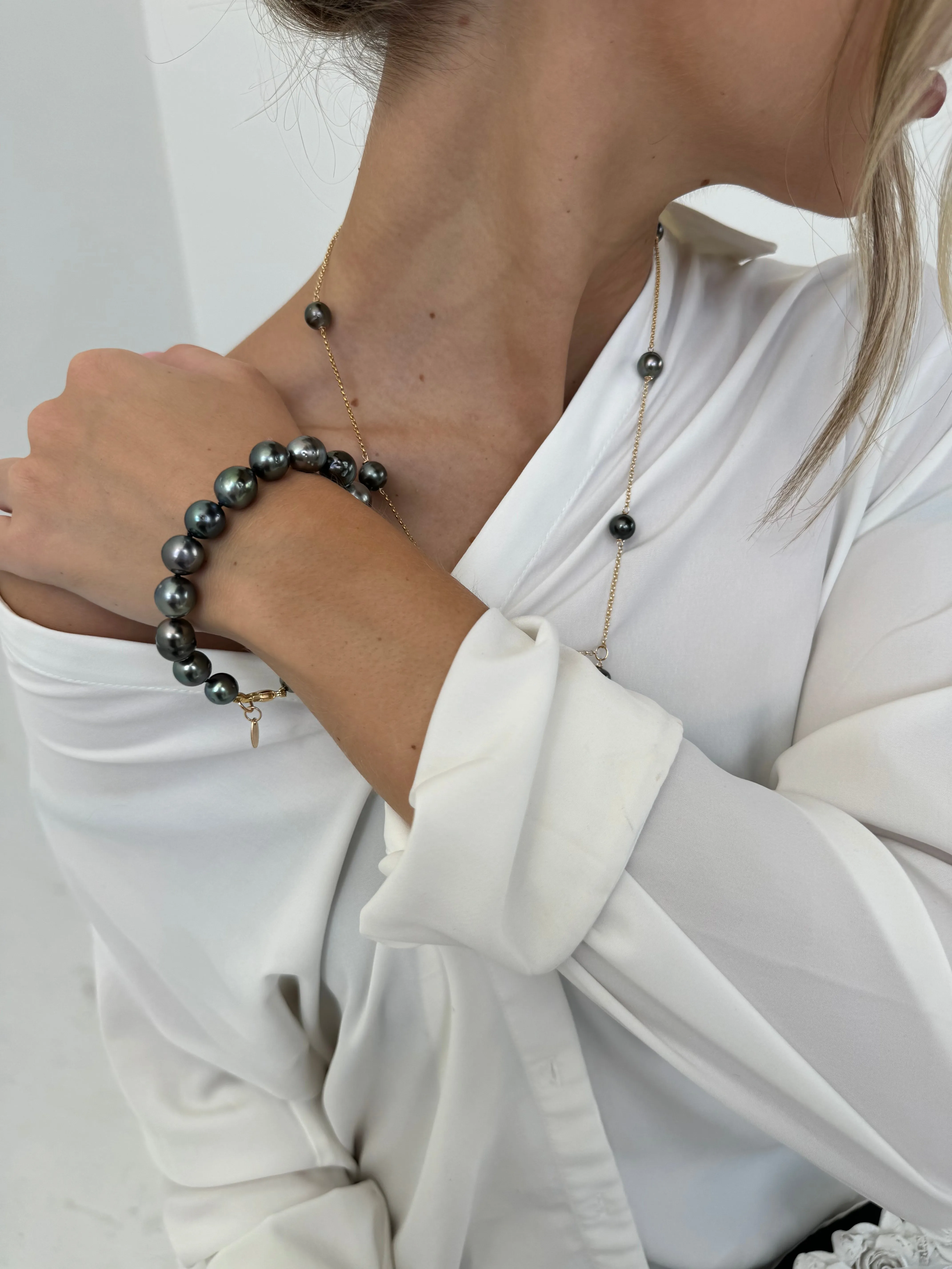 Black Tahitian Pearl Bracelet