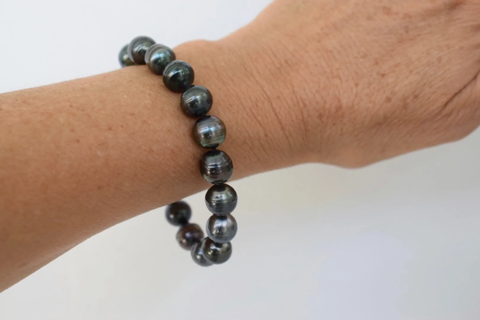 Black Tahitian Pearl Bracelet