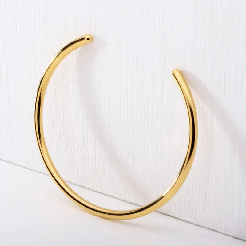 CLASSIC CUFF BRACELET