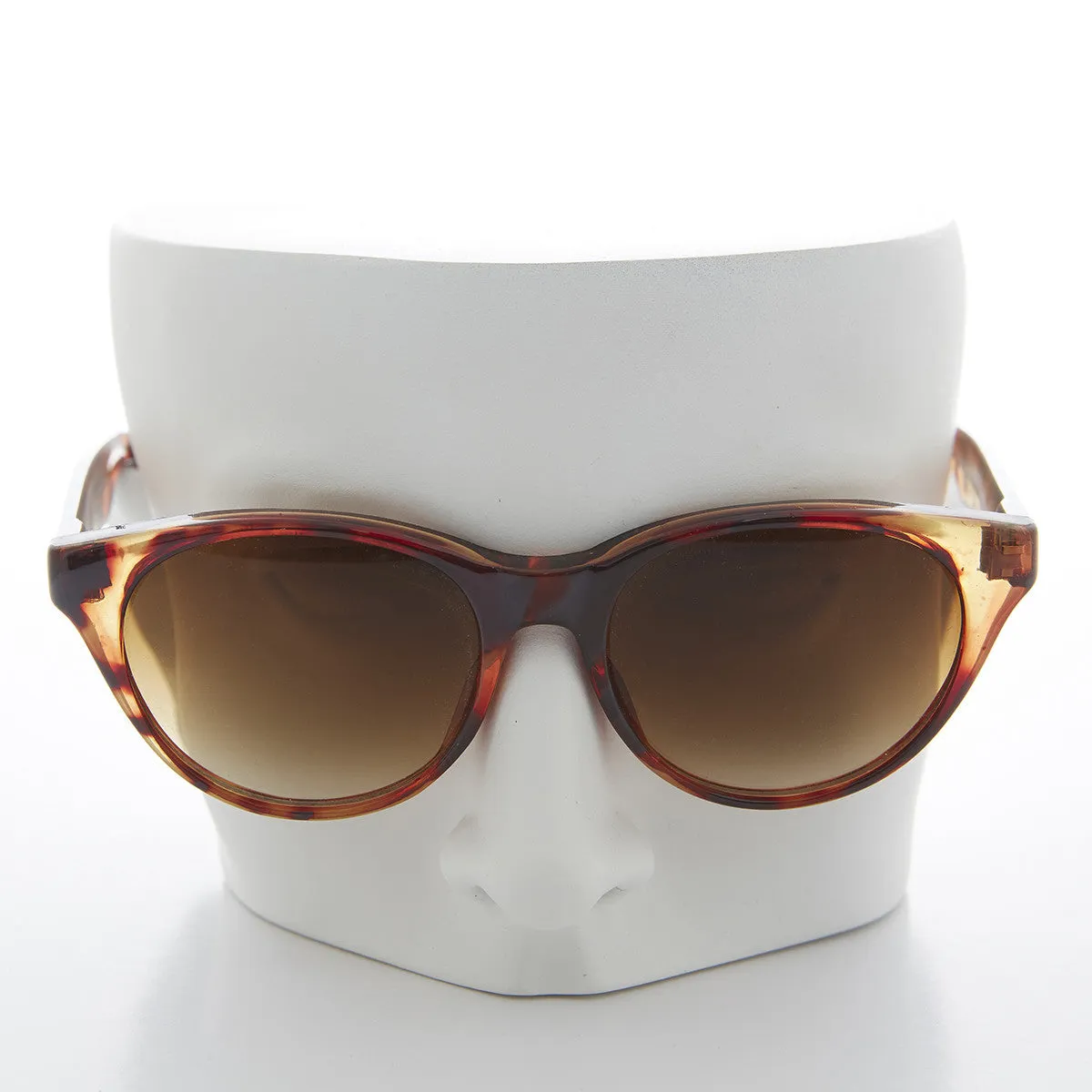 Classic Tortoiseshell Cat Eye Vintage Deadstock Sunglass - Kitty