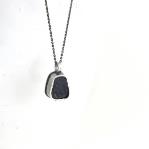 Creative Black Tie Small Pendant (wholesale)