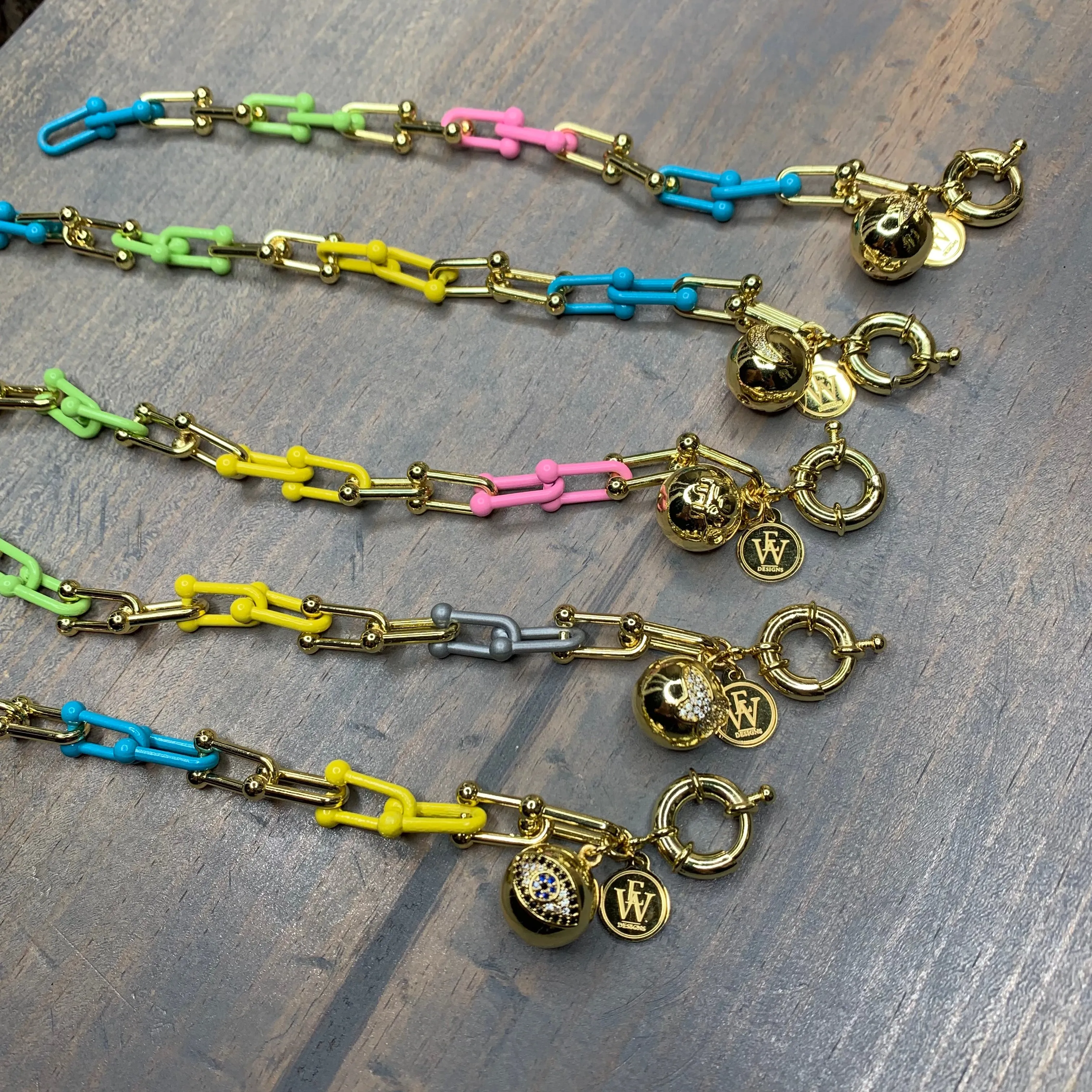 Enameled Tiffany Style Chain with a Gold Plated Ball Pendant Bracelet 400-09 | Erika Williner Designs