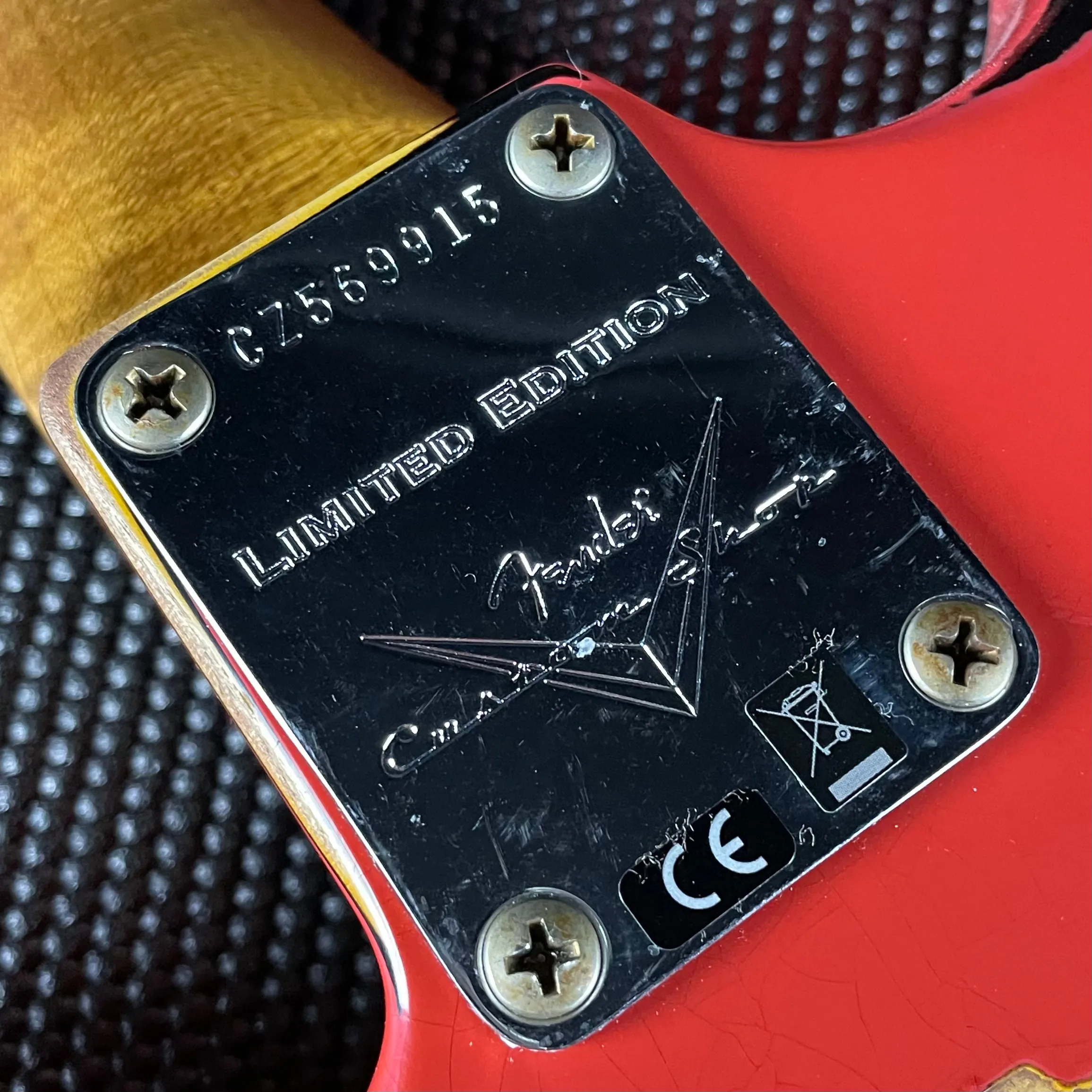Fender Custom Shop LTD 1961 Stratocaster, Heavy Relic- Aged Fiesta Red/3TSB (7lbs 14oz)