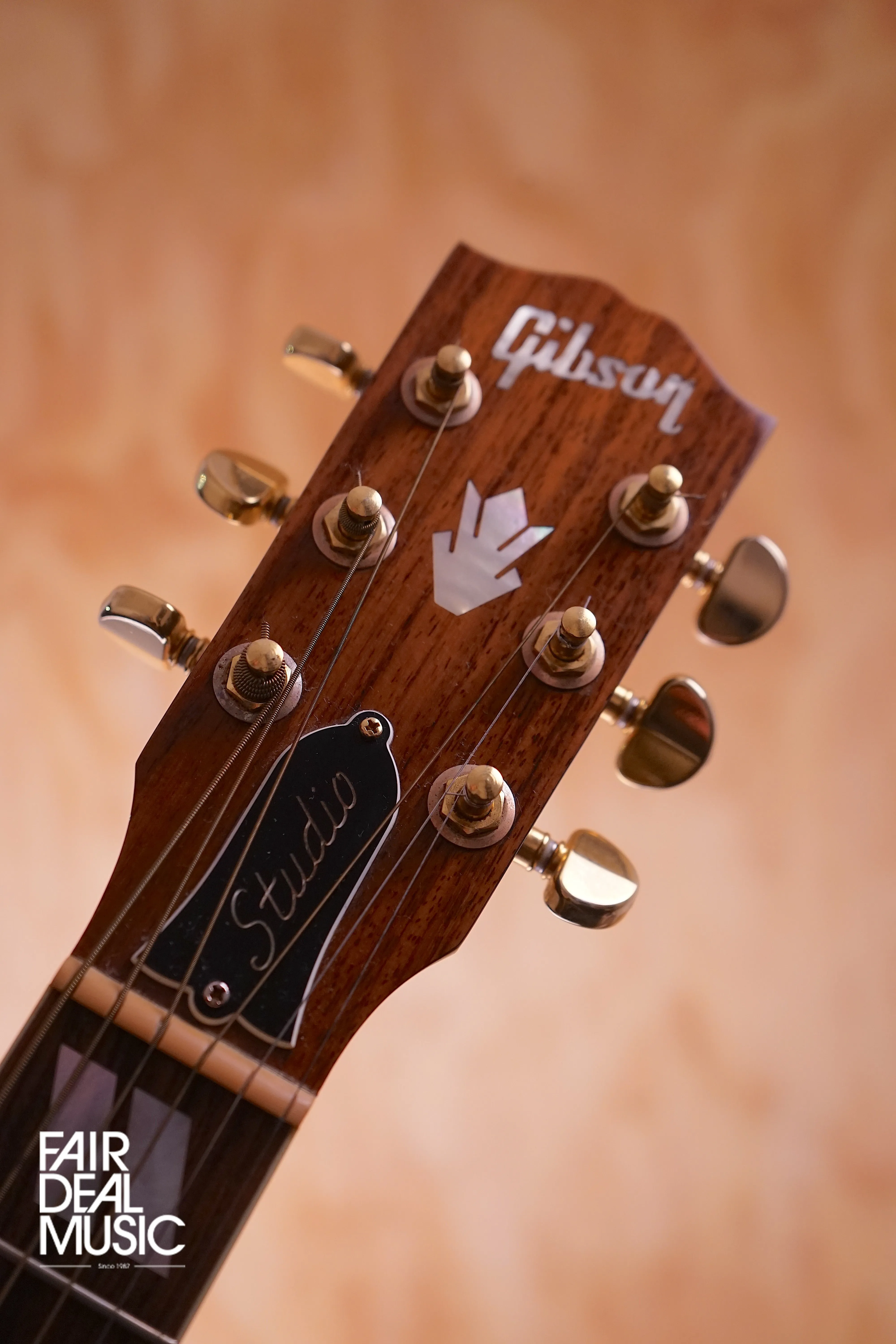 Gibson Songwriter Studio Deluxe, USED
