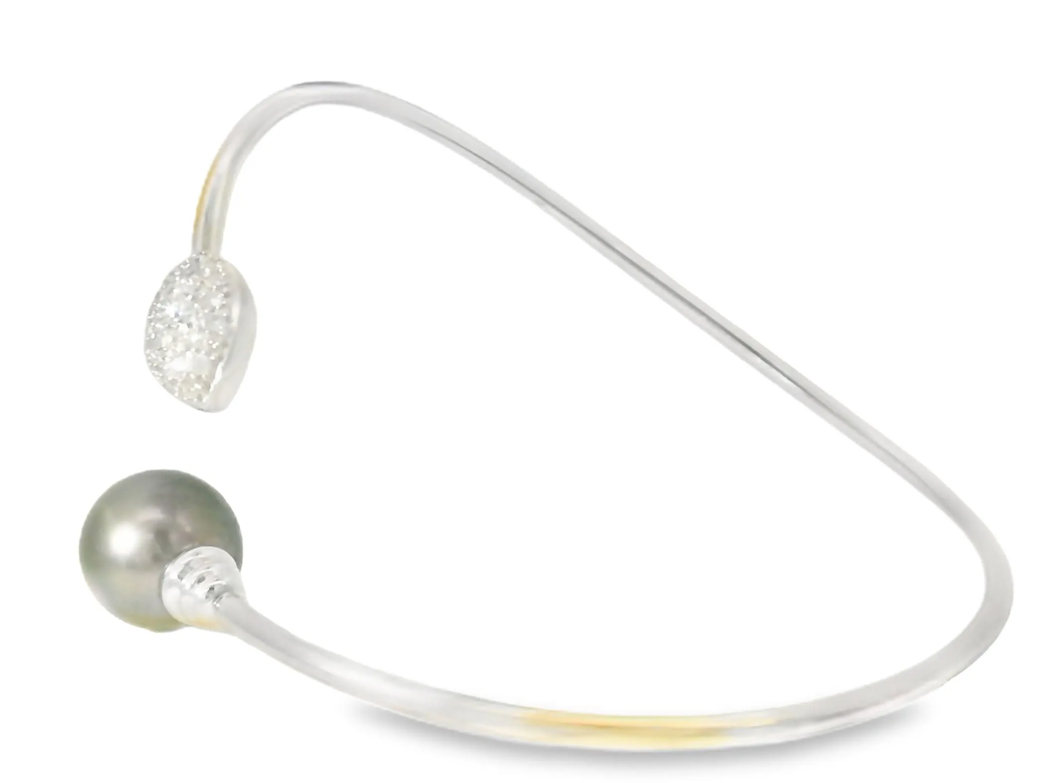 Gorgeous Estate 14K White Gold Diamond Tahitian Black Pearl Bangle Bracelet