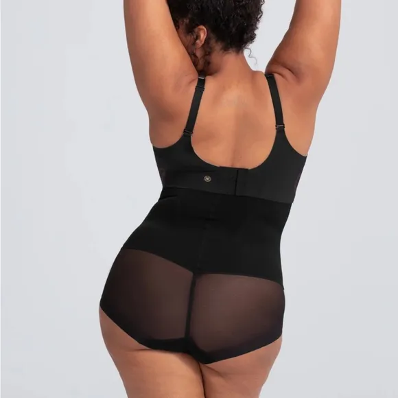 HONEYLOVE SuperPower BriefHIGH COMPRESSIONWON'T ROLL DOWN$84