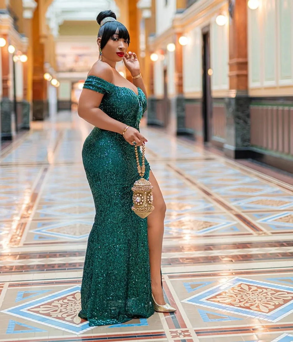 Jacqueline Luxe- Beaded/Sequin Floor Length Dress (Green💚 and Blue💙)