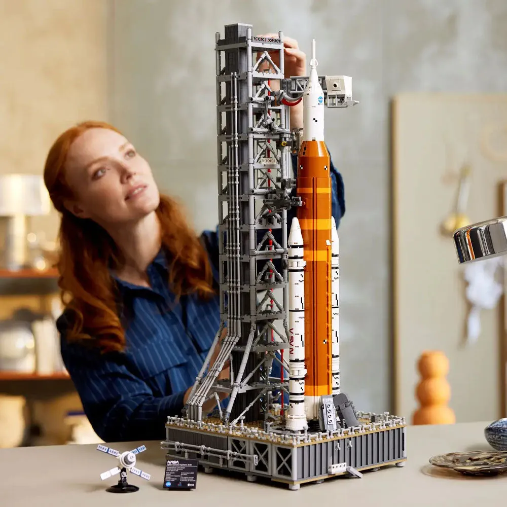 LEGO Icons NASA Artemis Space Launch System - 10341