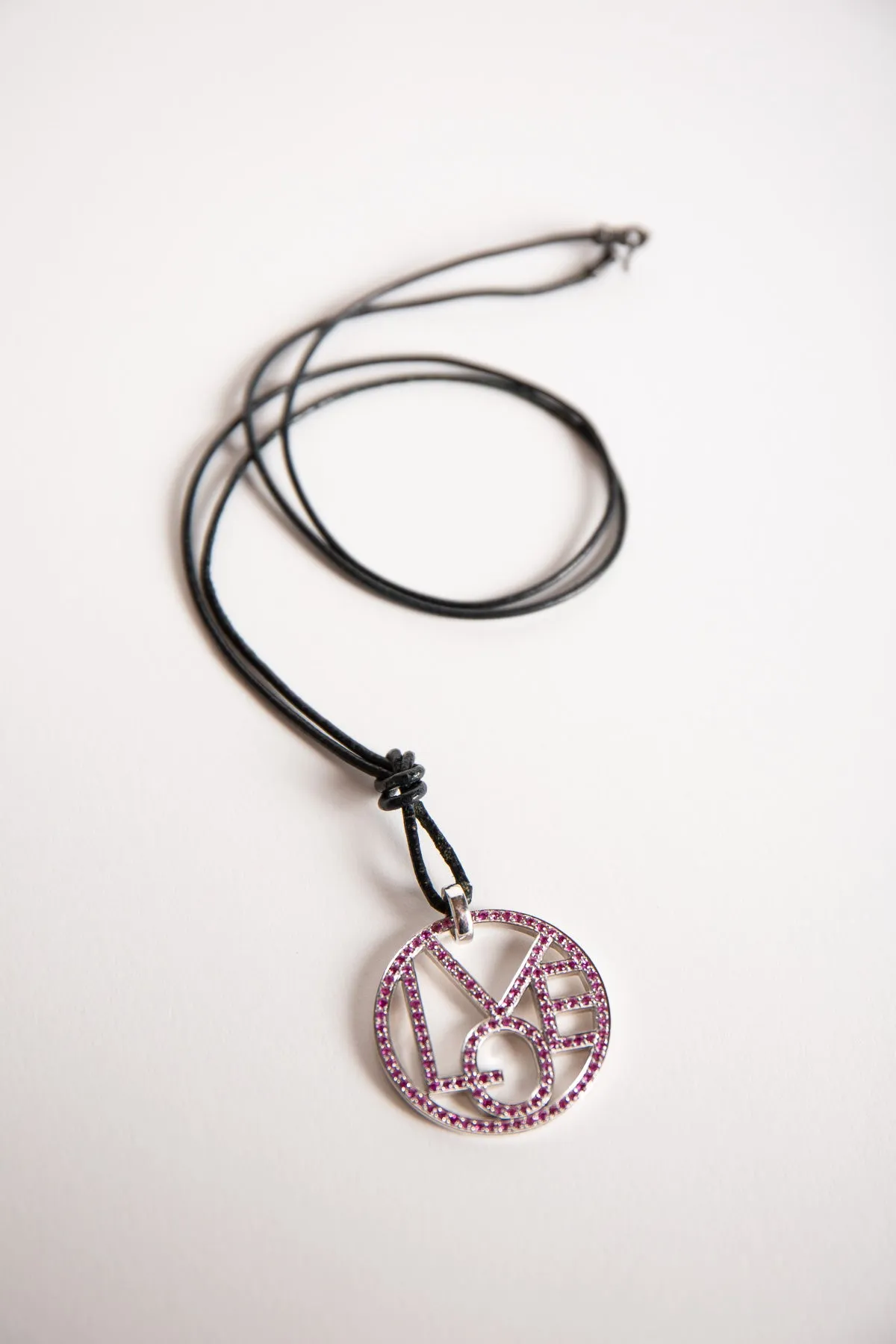 MAXFIELD PRIVATE COLLECTION | PINK SAPPHIRE LOVE NECKLACE