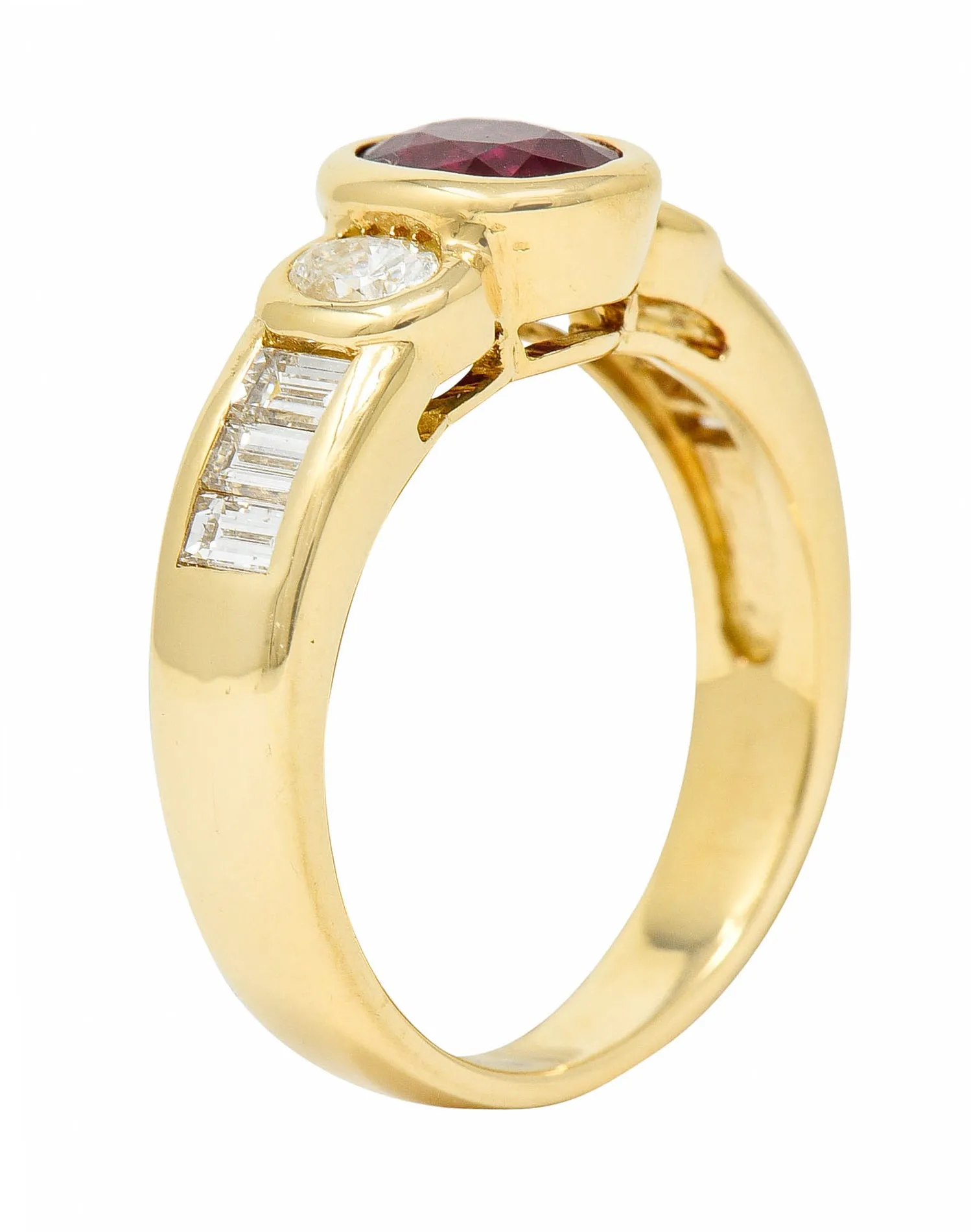 Mellerio Paris Vintage 2.10 CTW Ruby Diamond 18 Karat Gold Gemstone Ring