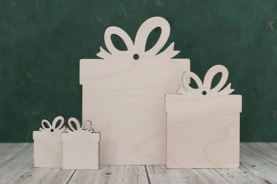 Presents - wooden craft blank - 4mm plywood