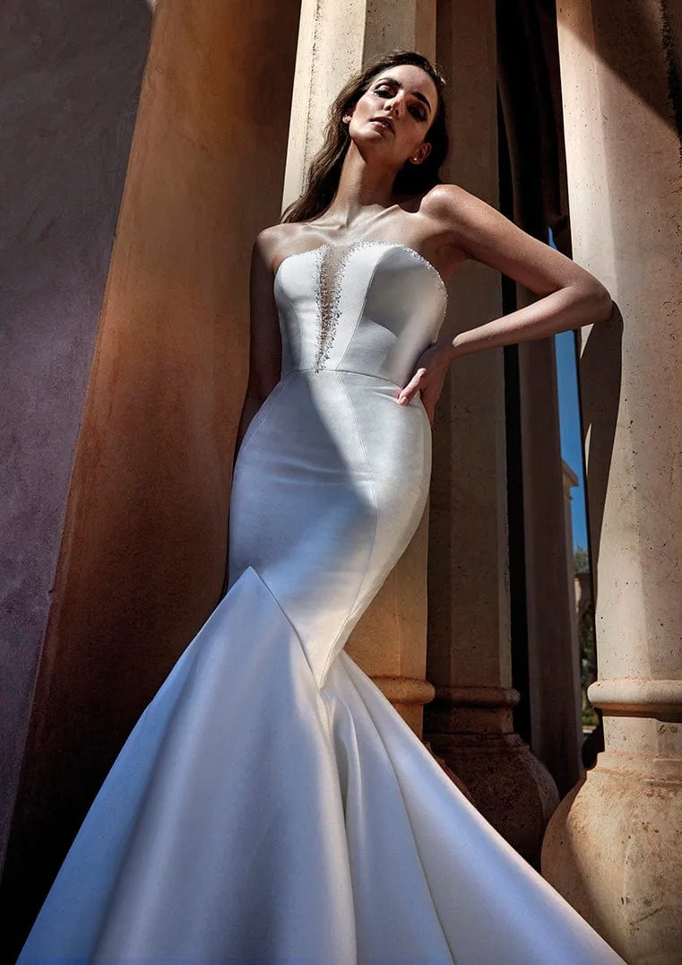 Pronovias: Tasman