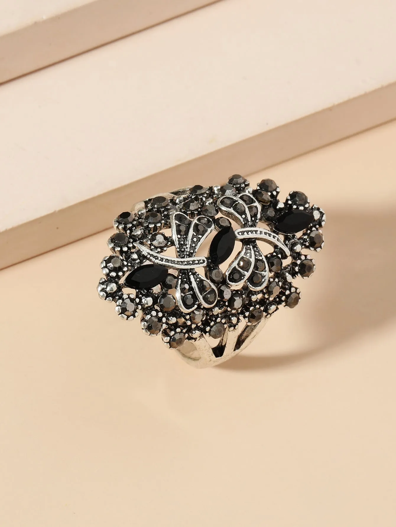 Rhinestone Dragonfly Decor Ring- FD ⚡