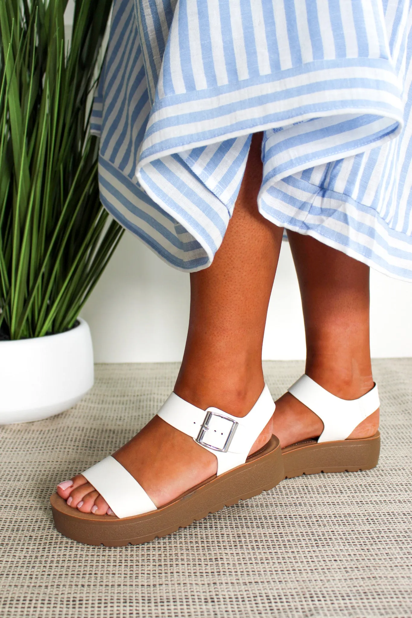 Santorini Buckle Strap Sandal • White