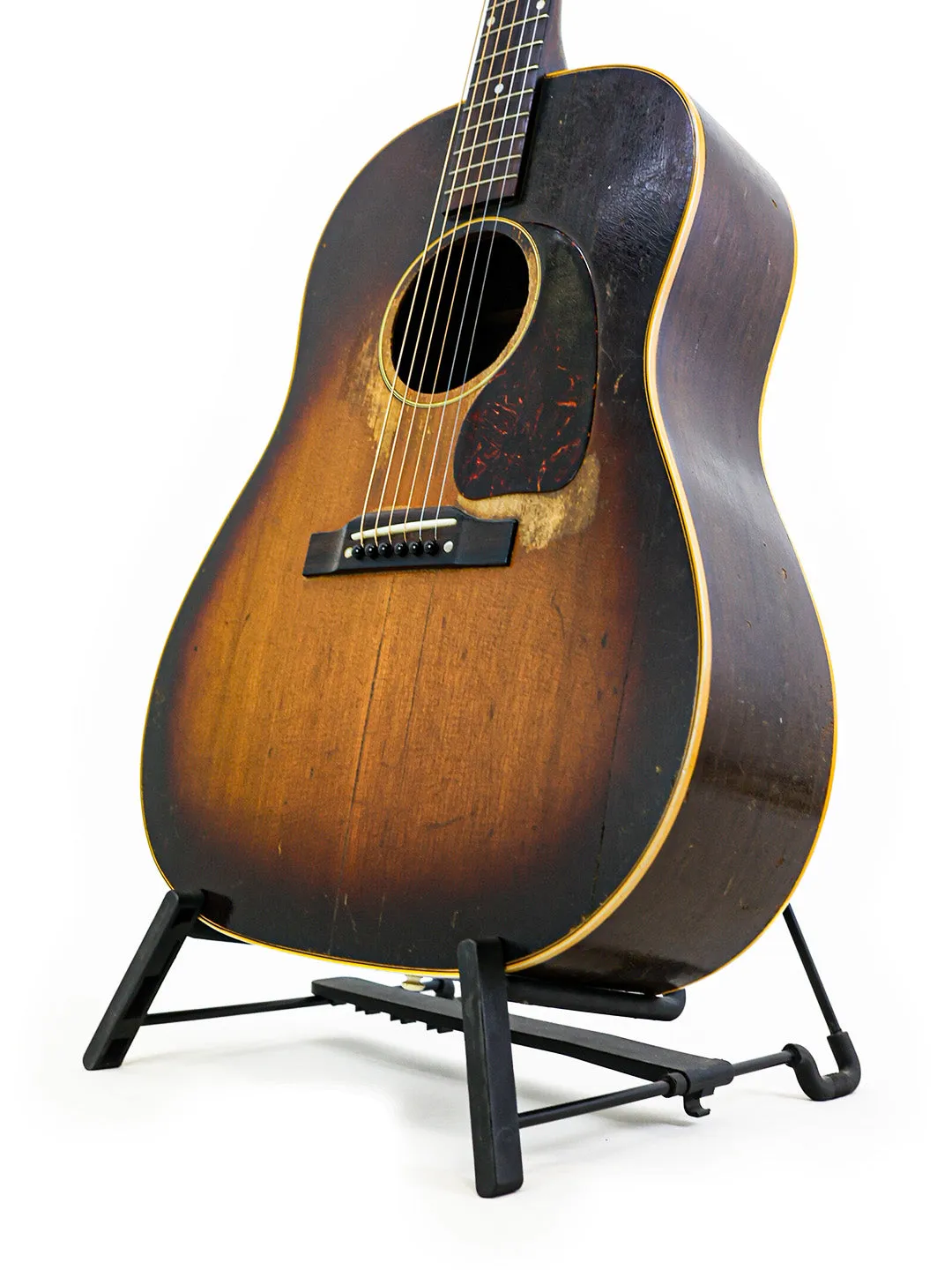 SOLD - Vintage Gibson J-45 - USA 1953