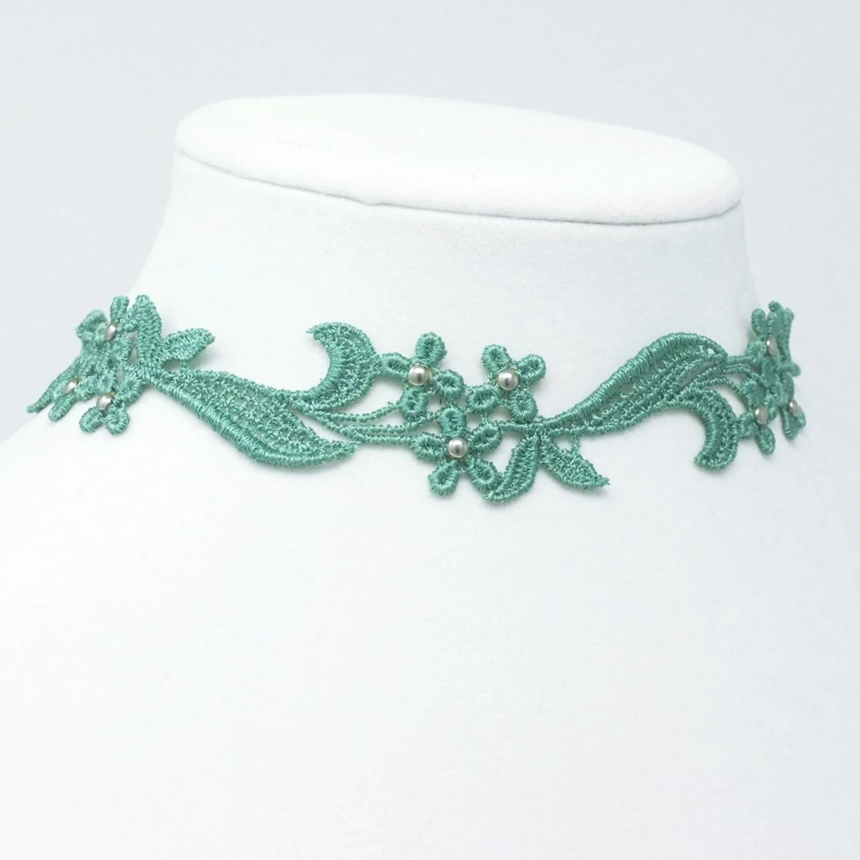 Sophia Seafoam Green Sparkly Floral Choker