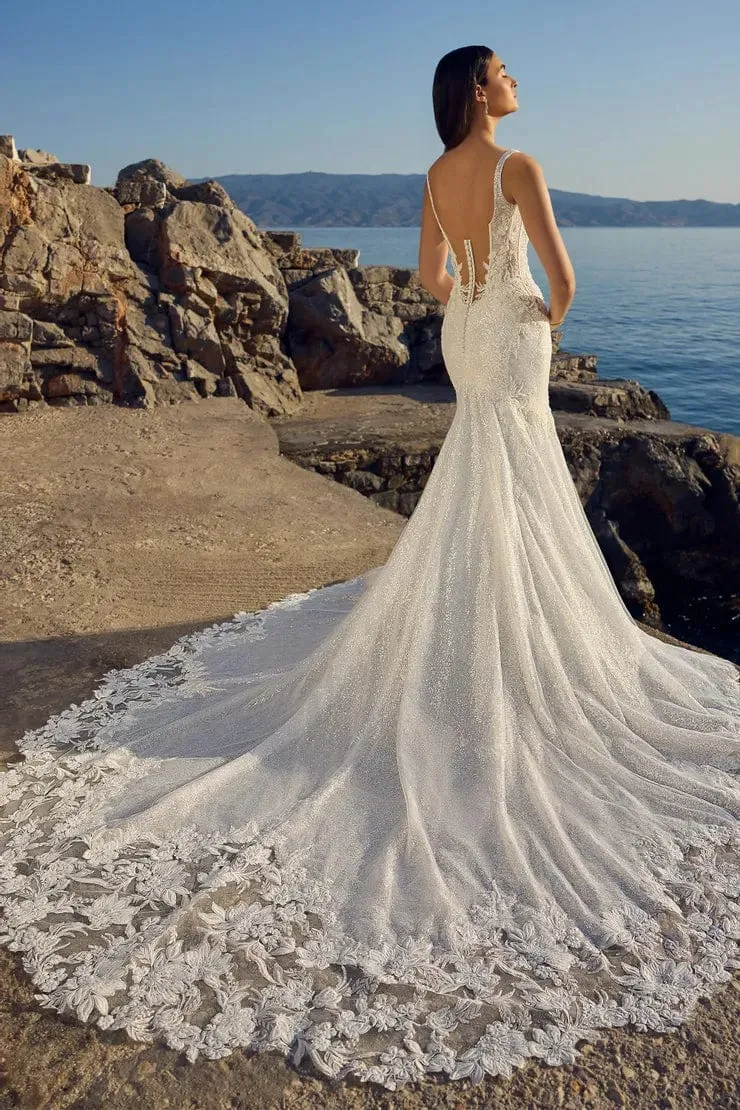 Sophia Tolli: Y3196 - Sigorni