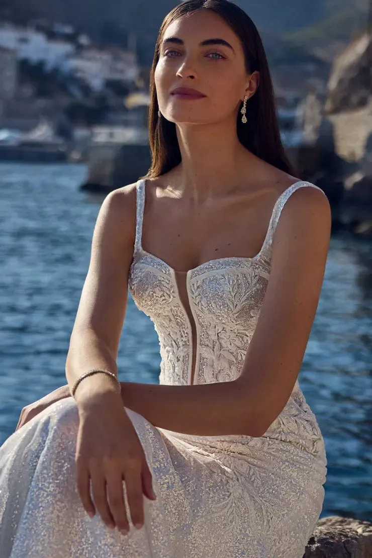 Sophia Tolli: Y3196 - Sigorni