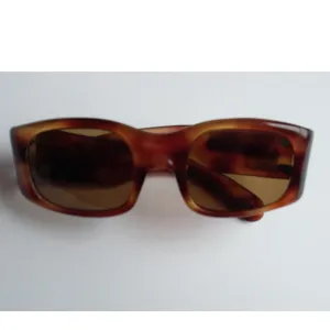 Square Tortoiseshell Sunglasses