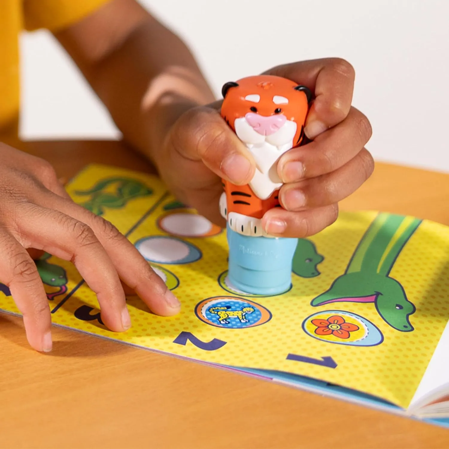Sticker WOW!™ Sticker Stamper & Activity Pad - Tiger