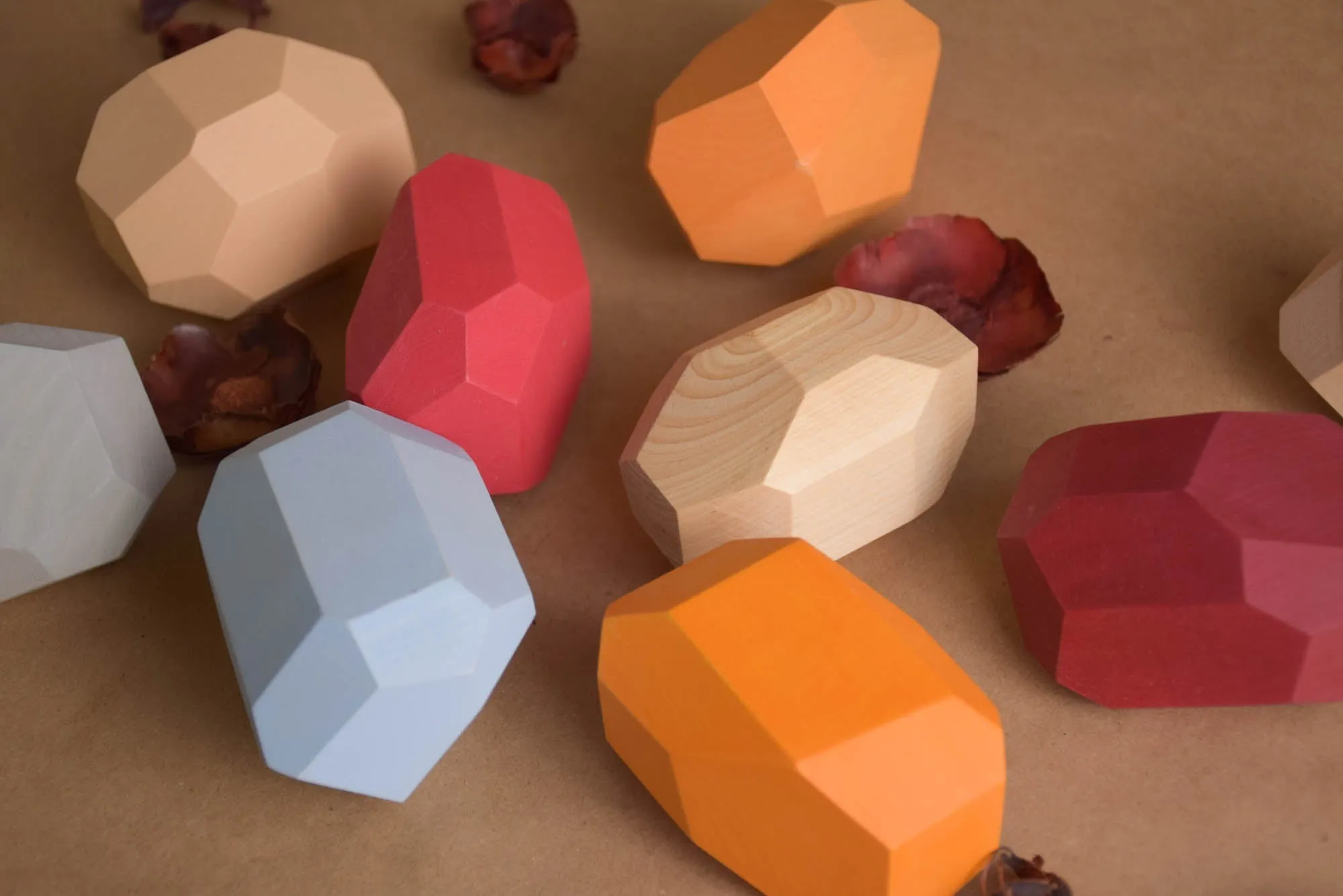 Tumi Ishi Wood Balancing Stones for Baby Neutral