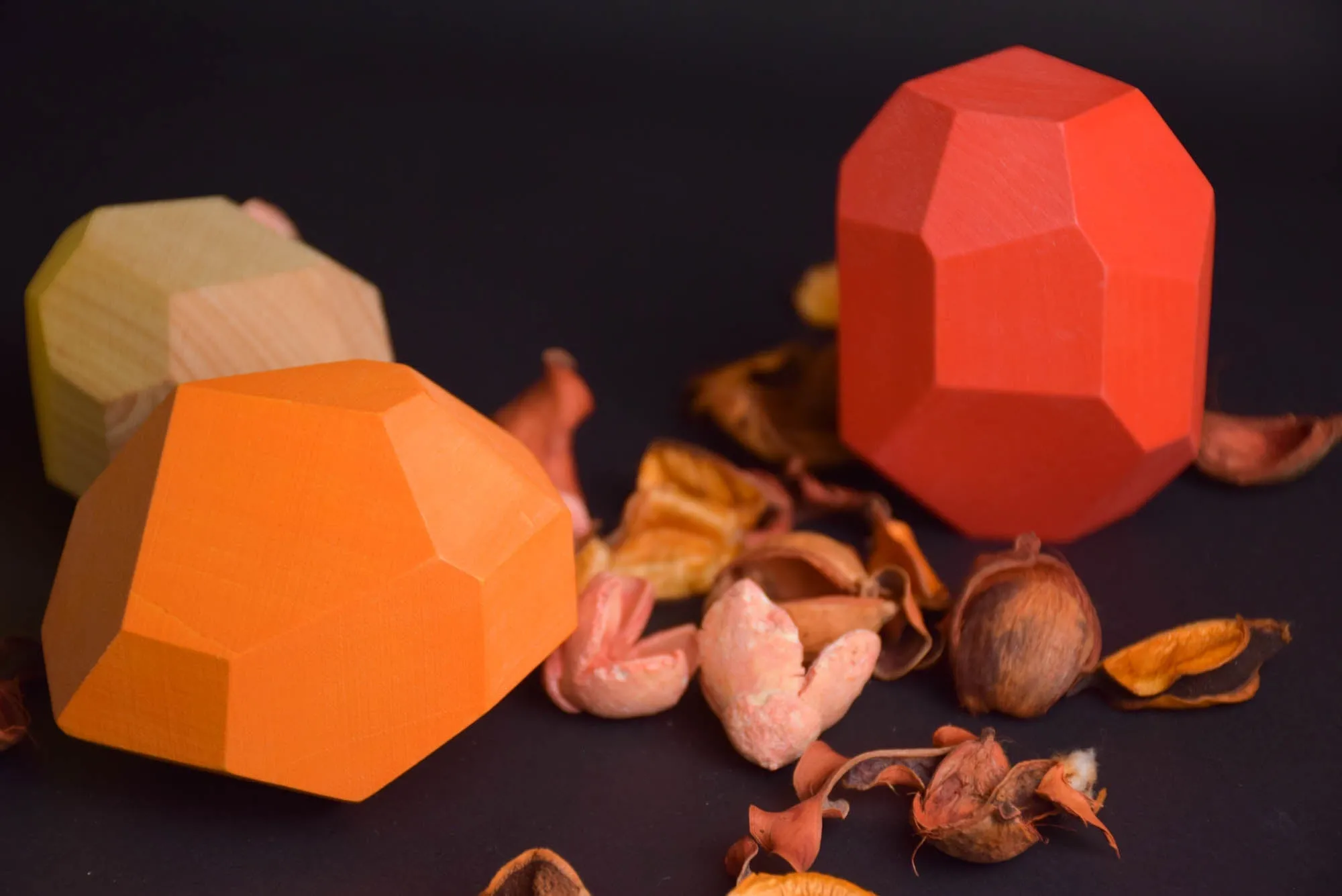 Tumi Ishi Wood Balancing Stones for Baby Rainbow