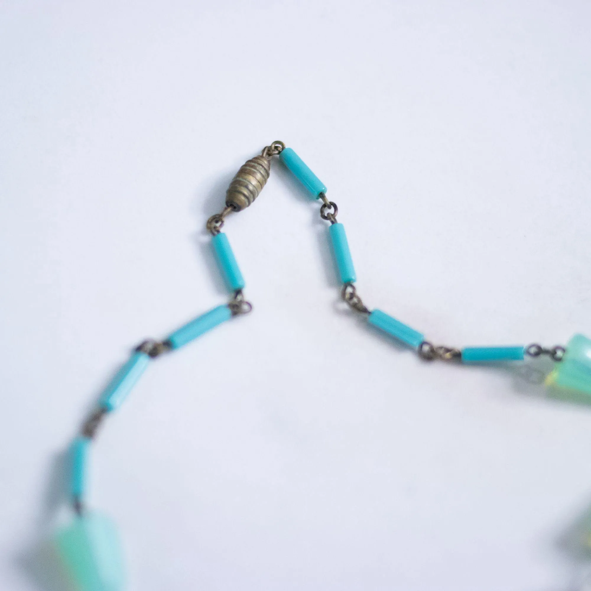 Vintage Art Deco Czech Vaseline Glass and Jade Glass Necklace